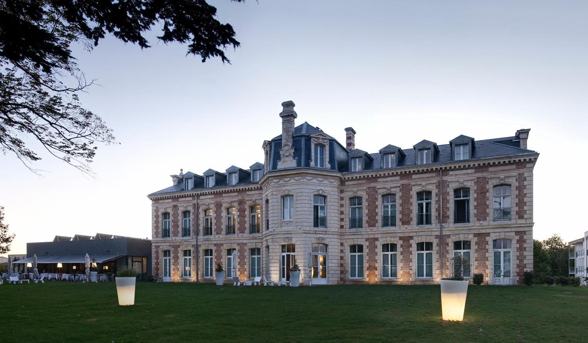 Hotel Et Spa Du Chateau Lagord Eksteriør bilde